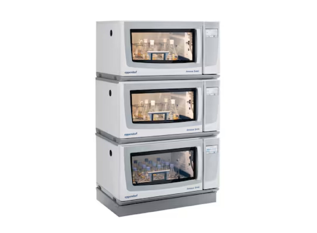 Eppendorf_Sample-Storage_SafeCode-tubes-angled-view-lid_product-08